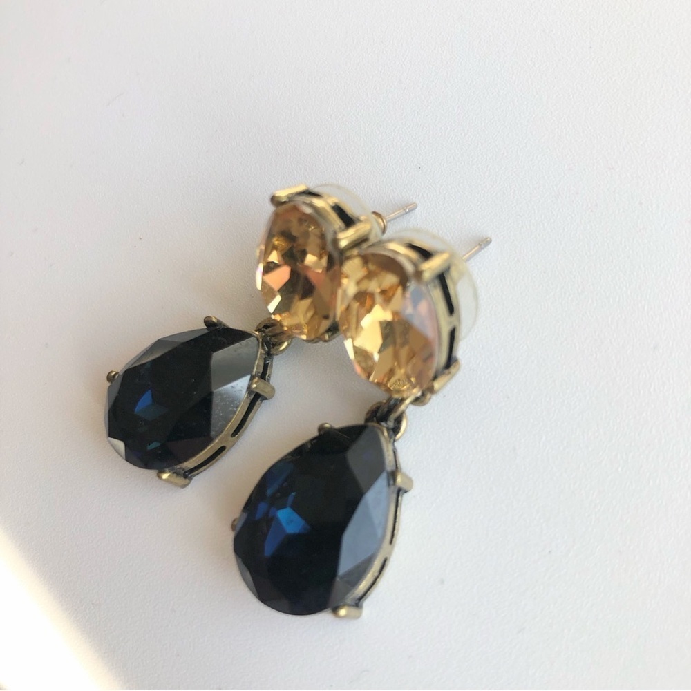 Vintage Beautiful Tear Drop Crystal Earrings